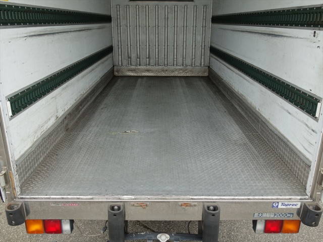 三菱ふそうキャンター冷凍車（冷蔵車）小型（2t・3t）[写真14]