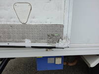 三菱ふそうキャンター冷凍車（冷蔵車）小型（2t・3t）[写真20]