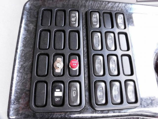 三菱ふそうスーパーグレートアルミブロック大型（10t）[写真14]