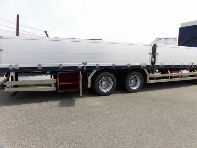 三菱ふそうスーパーグレートアルミブロック大型（10t）[写真22]