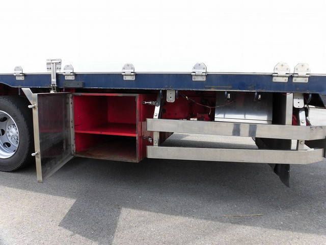 三菱ふそうスーパーグレートアルミブロック大型（10t）[写真23]