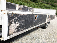 三菱ふそうキャンター平ボディ小型（2t・3t）[写真15]