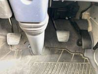 三菱ふそうキャンター平ボディ小型（2t・3t）[写真38]