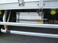 日野レンジャーアルミウイング中型（4t）[写真30]