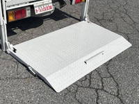 いすゞエルフダブルキャブ（Wキャブ）小型（2t・3t）[写真17]