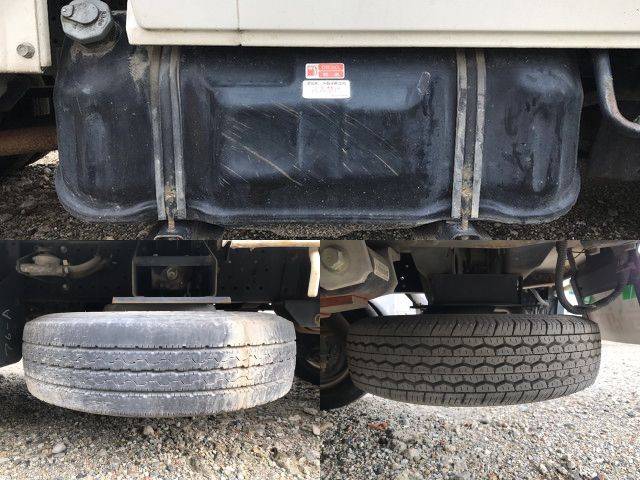 いすゞエルフダブルキャブ（Wキャブ）小型（2t・3t）[写真19]