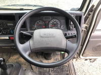 いすゞエルフダブルキャブ（Wキャブ）小型（2t・3t）[写真35]