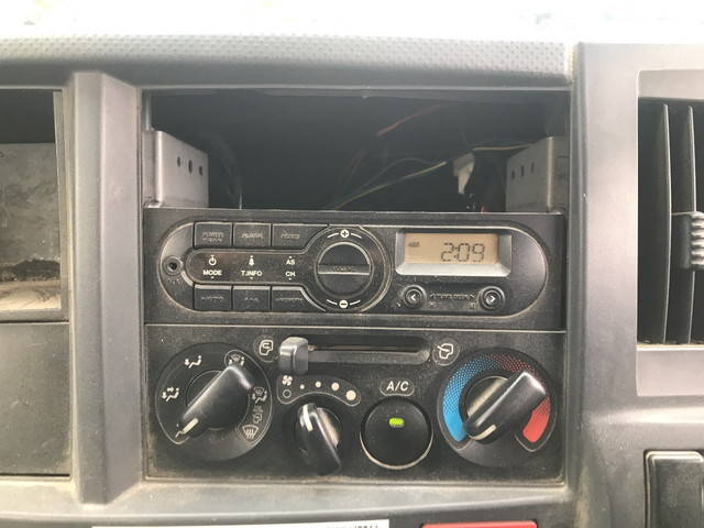 いすゞエルフダブルキャブ（Wキャブ）小型（2t・3t）[写真37]