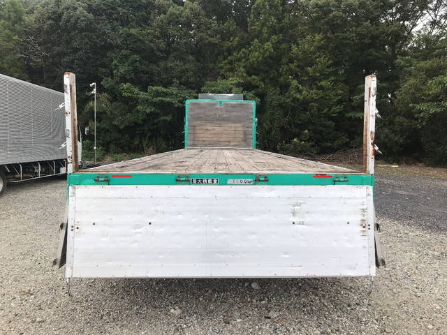 UDトラックスクオンアルミブロック大型（10t）[写真12]