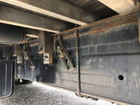 UDトラックスクオンアルミブロック大型（10t）[写真20]