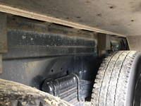 UDトラックスクオンアルミブロック大型（10t）[写真21]