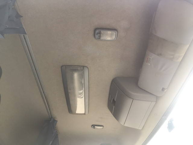 UDトラックスクオンアルミブロック大型（10t）[写真33]