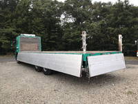 UDトラックスクオンアルミブロック大型（10t）[写真06]