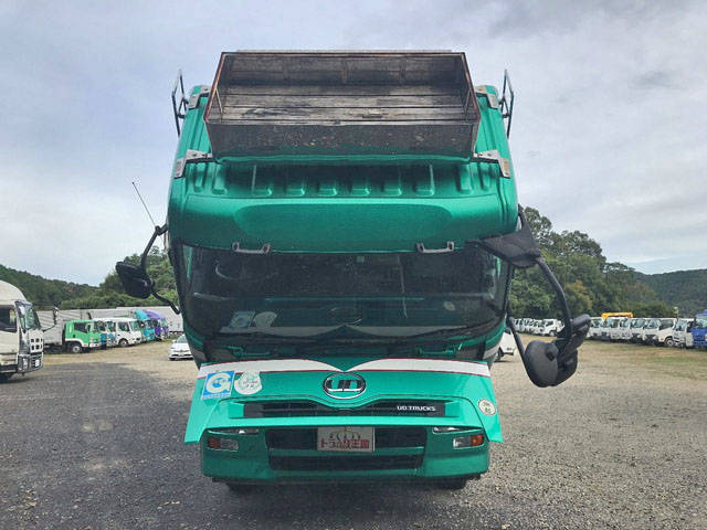 UDトラックスクオンアルミブロック大型（10t）[写真09]