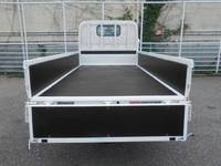 日野デュトロ平ボディ小型（2t・3t）[写真12]