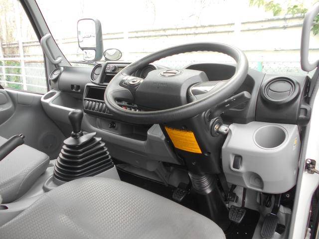 日野デュトロ平ボディ小型（2t・3t）[写真28]