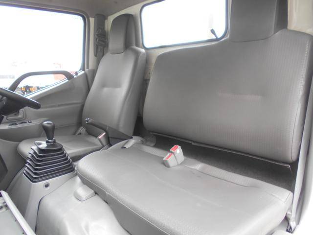 日野デュトロ平ボディ小型（2t・3t）[写真31]