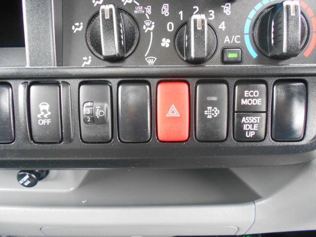 日野デュトロ平ボディ小型（2t・3t）[写真35]