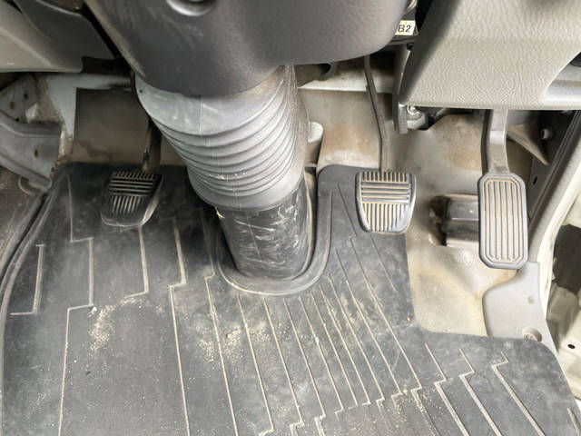 日野デュトロクレーン4段小型（2t・3t）[写真33]