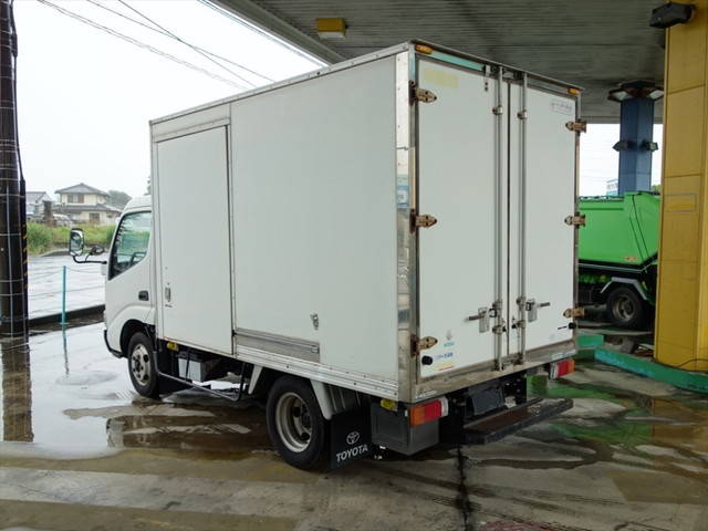トヨタトヨエース冷凍車（冷蔵車）小型（2t・3t）[写真02]