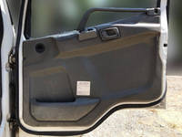 三菱ふそうファイターセルフクレーン3段増トン（6t・8t）[写真23]