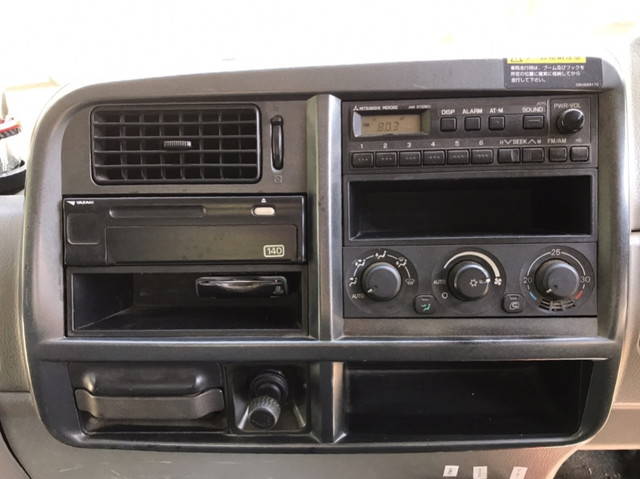 三菱ふそうファイターセルフクレーン3段増トン（6t・8t）[写真31]