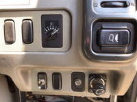 三菱ふそうファイターセルフクレーン3段増トン（6t・8t）[写真32]