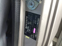 三菱ふそうキャンターアルミウイング小型（2t・3t）[写真35]