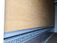 三菱ふそうキャンターアルミウイング小型（2t・3t）[写真06]