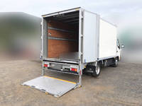 トヨタトヨエースパネルバン小型（2t・3t）[写真07]