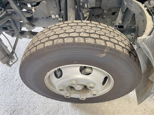 いすゞエルフアルミブロック小型（2t・3t）[写真10]