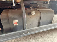 いすゞエルフアルミブロック小型（2t・3t）[写真11]