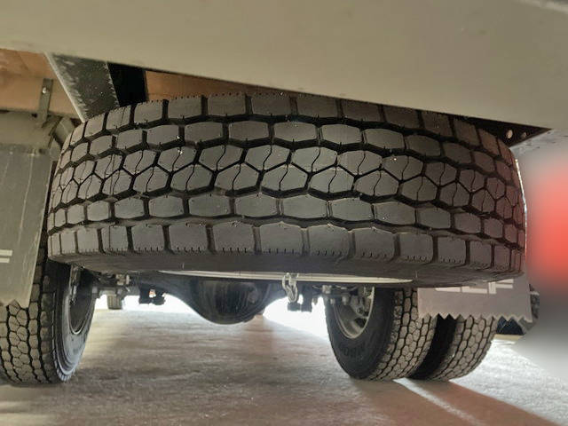 いすゞエルフアルミブロック小型（2t・3t）[写真13]