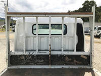 三菱ふそうキャンター平ボディ小型（2t・3t）[写真13]