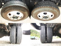 三菱ふそうキャンター平ボディ小型（2t・3t）[写真17]