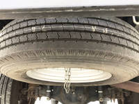 三菱ふそうキャンター平ボディ小型（2t・3t）[写真18]