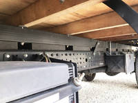 三菱ふそうキャンター平ボディ小型（2t・3t）[写真19]