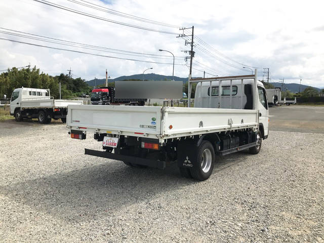 三菱ふそうキャンター平ボディ小型（2t・3t）[写真02]