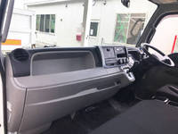 三菱ふそうキャンター平ボディ小型（2t・3t）[写真27]