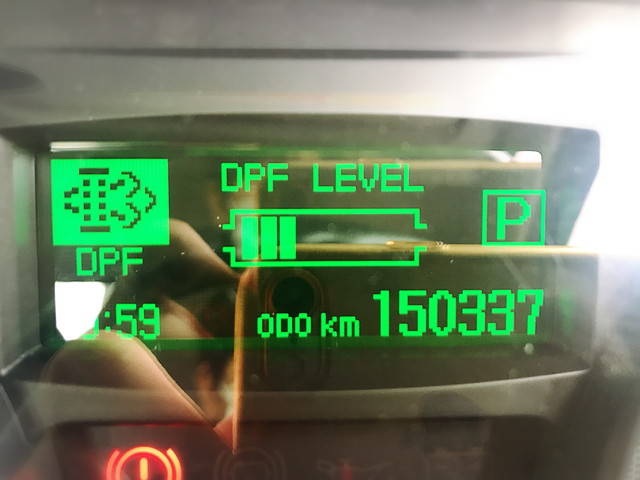 三菱ふそうキャンター平ボディ小型（2t・3t）[写真32]