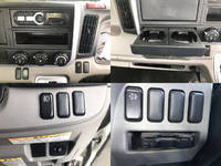 三菱ふそうキャンター平ボディ小型（2t・3t）[写真33]