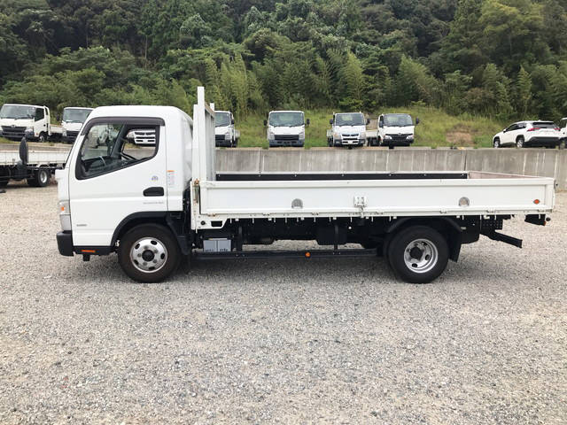 三菱ふそうキャンター平ボディ小型（2t・3t）[写真05]