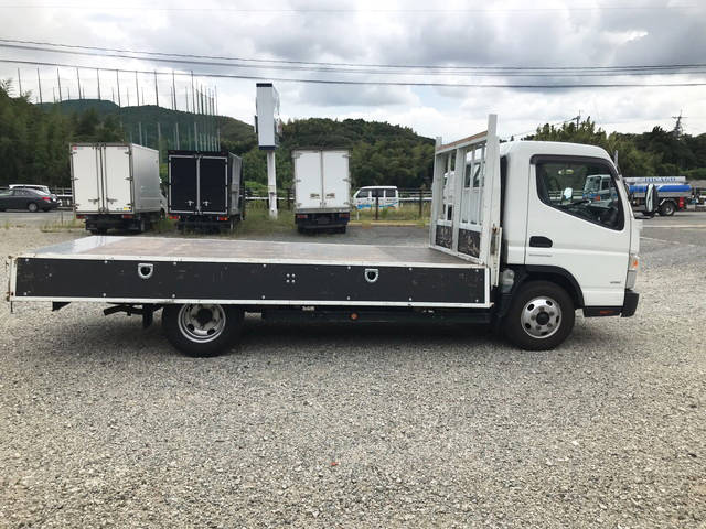 三菱ふそうキャンター平ボディ小型（2t・3t）[写真08]