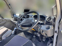 トヨタダイナアルミバン小型（2t・3t）[写真22]