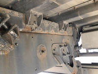 UDトラックスクオンクレーン4段大型（10t）[写真26]