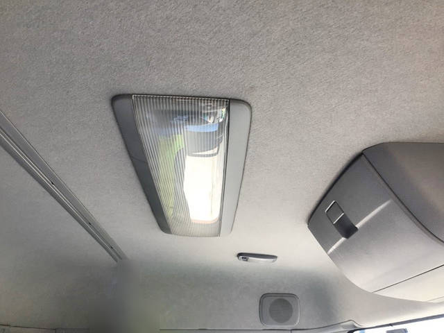 UDトラックスクオンクレーン4段大型（10t）[写真33]