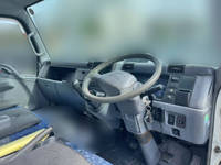 三菱ふそうキャンター幌車小型（2t・3t）[写真26]