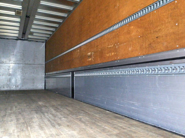 日野プロフィアアルミウイング大型（10t）[写真12]