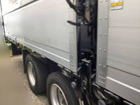 日野プロフィアアルミウイング大型（10t）[写真06]