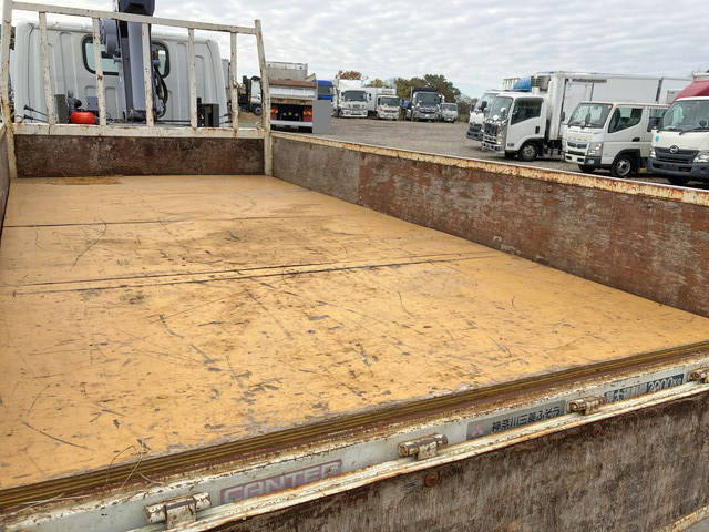 三菱ふそうキャンタークレーン4段小型（2t・3t）[写真13]